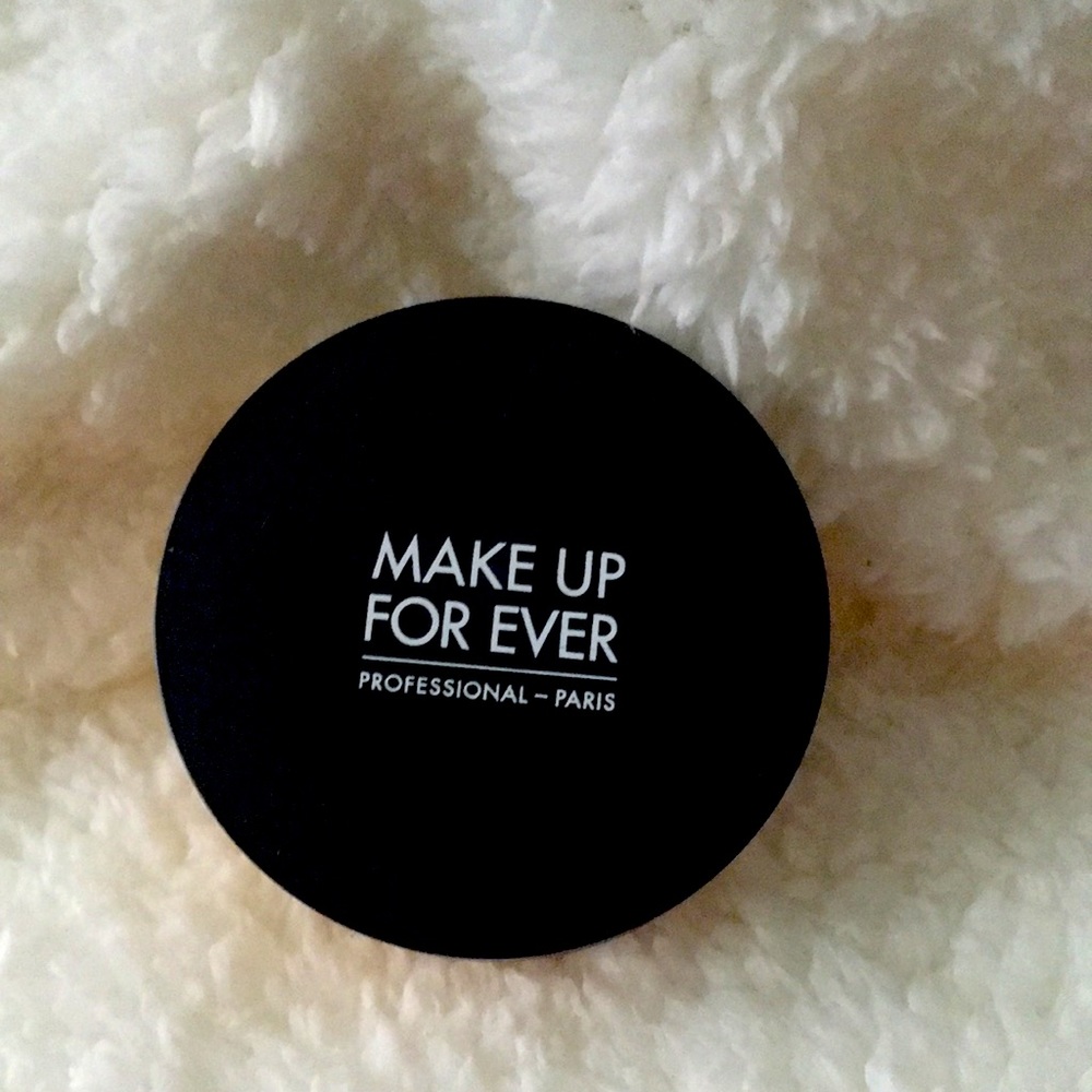 Makeup Forever HD Setting Powder in Golden Beige
